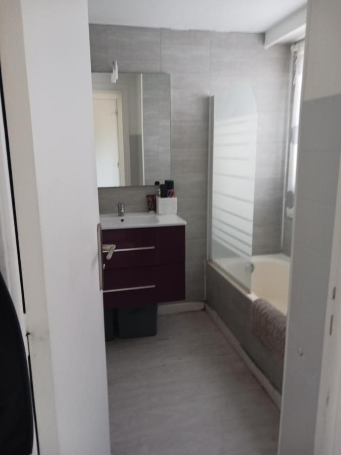 Rez-De-Jardin Grand Studio Apartment โคร-เดอ-กัญส์ ภายนอก รูปภาพ